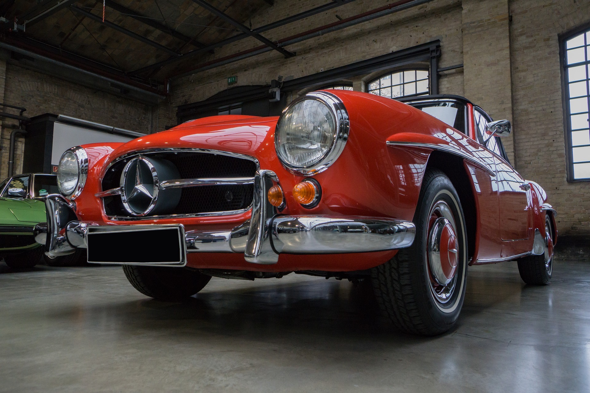 mercedes_benz_classics_header_2.jpg